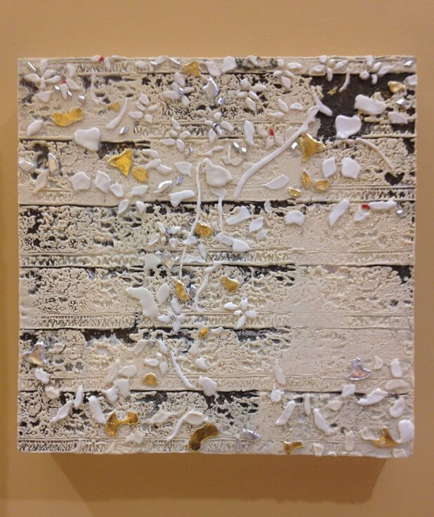 Baroque- Arabesque, cream